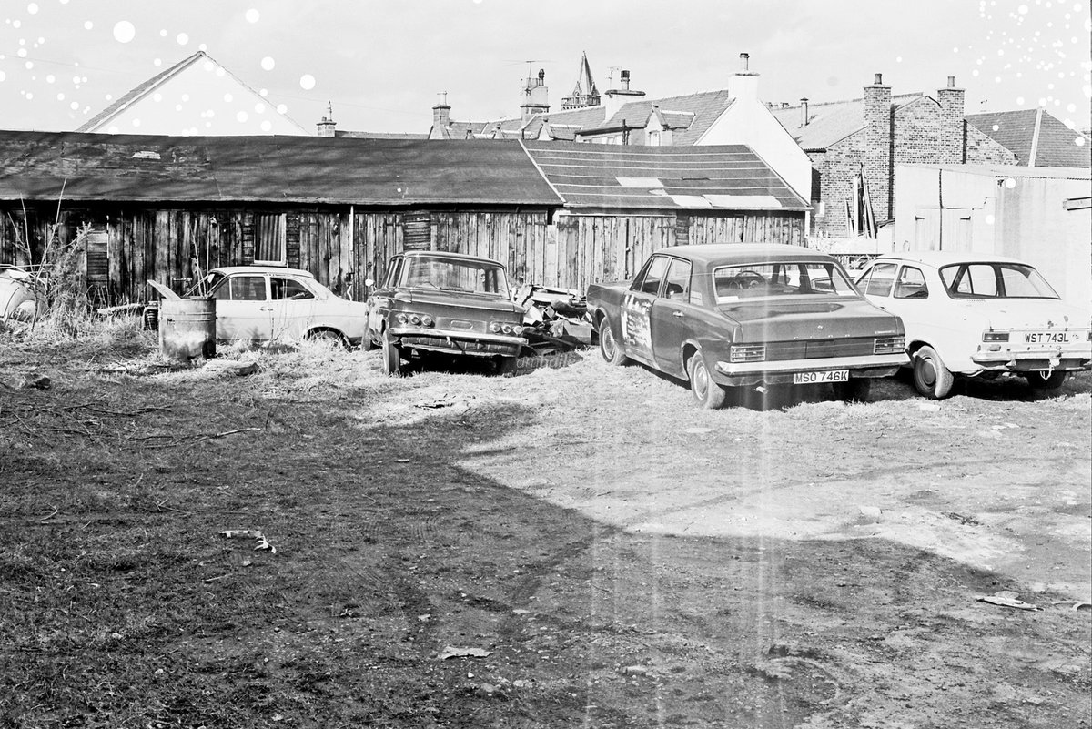 HighlandHistory's tweet image. Cars, most looking like they're ready to be scrapped, at 59 Argyle Street, #Inverness in April 1978. Argyle Car Sales operated from here in the second half of the 1970s before relocating to Glenurquhart Road in 1981.

[photos: Ken MacKenzie / @highlandcouncil]
