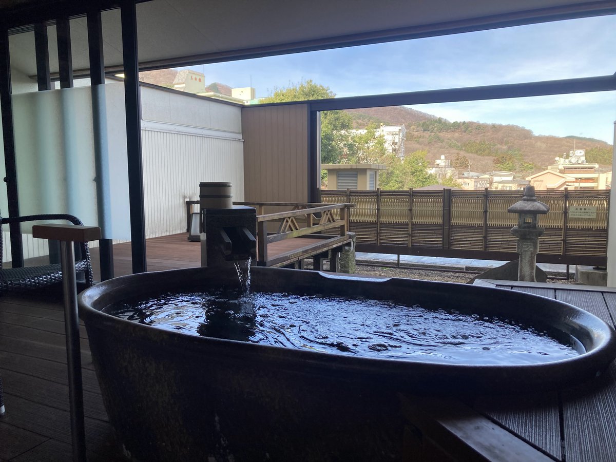yopio_'s tweet photo. 桜も満開でタイミングよかった～ https://t.co/sh0Ha8YLEK