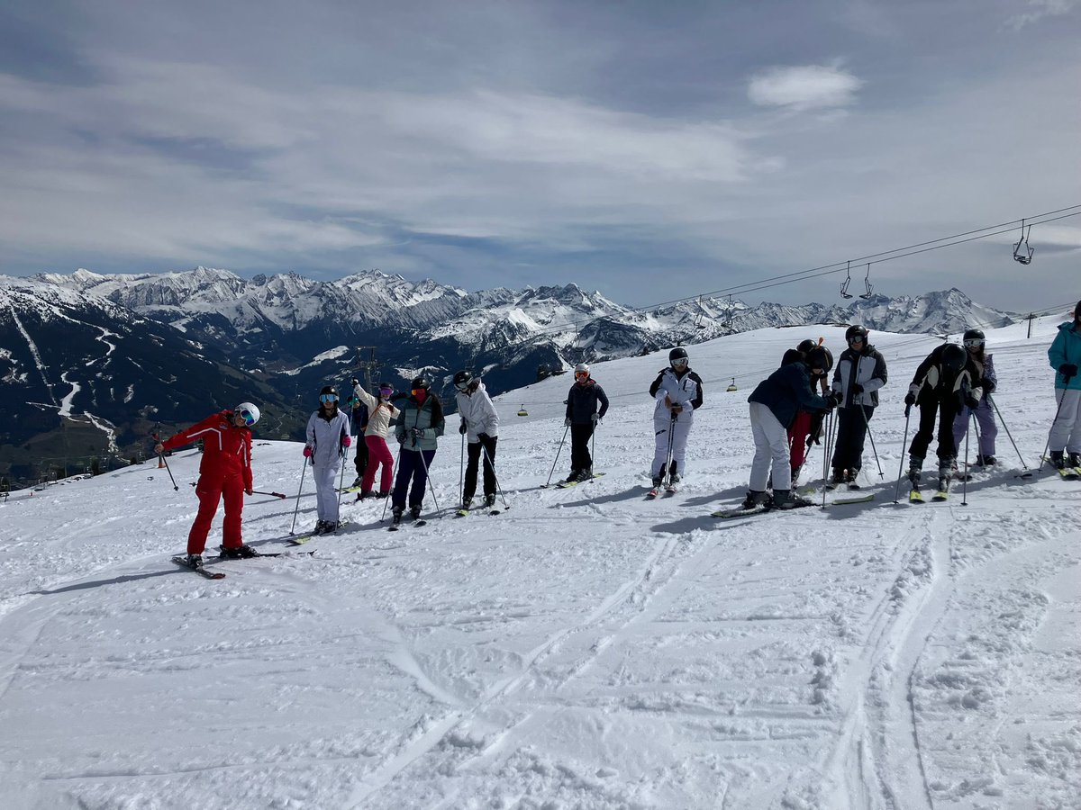 Ski Club Catholic HS Chester tweet media