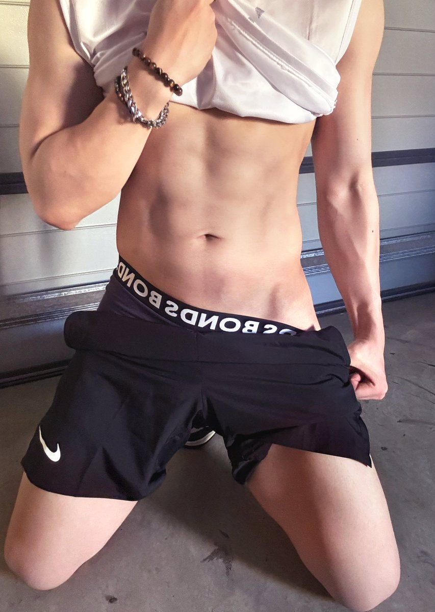 HornyOnVain 🔔💜 tweet media