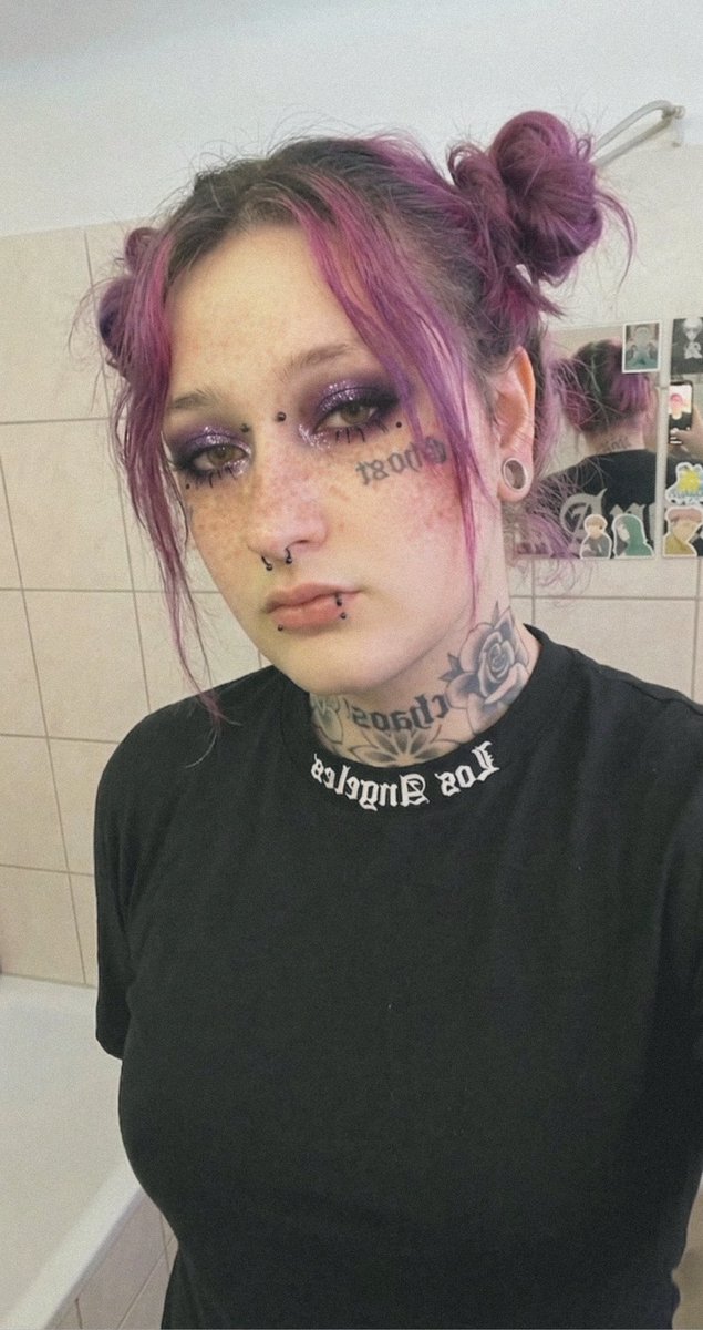 FindomMonsterSophie955 tweet media