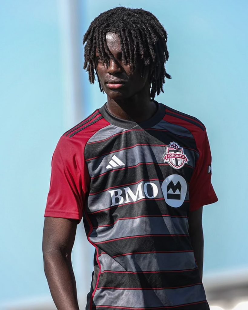 Tom Bogert tweet media