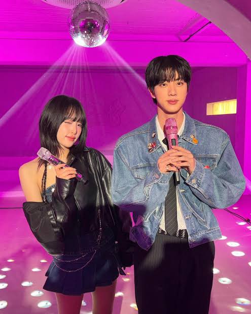 blaze is happy🐟 tweet media