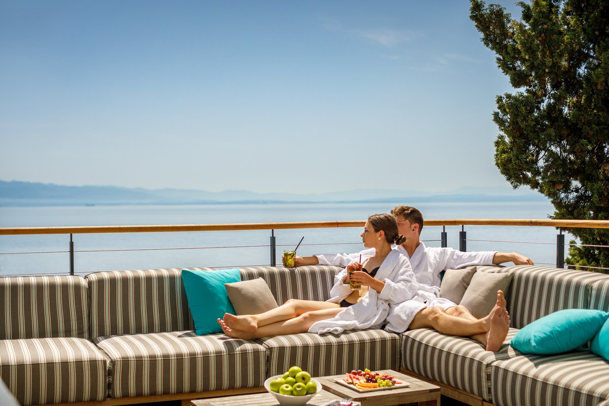 LiburniaHotels's tweet photo. At Hotel Admiral, the special Couples’ Escape offer is your invitation to slow down, dive into a soothing wellness experience with different types of deeply relaxing massages, and disconnect from the noise of everyday life. Settle into a gentler rhythm. https://t.co/GYqEgVv6a5 https://t.co/BfKHtFueTr