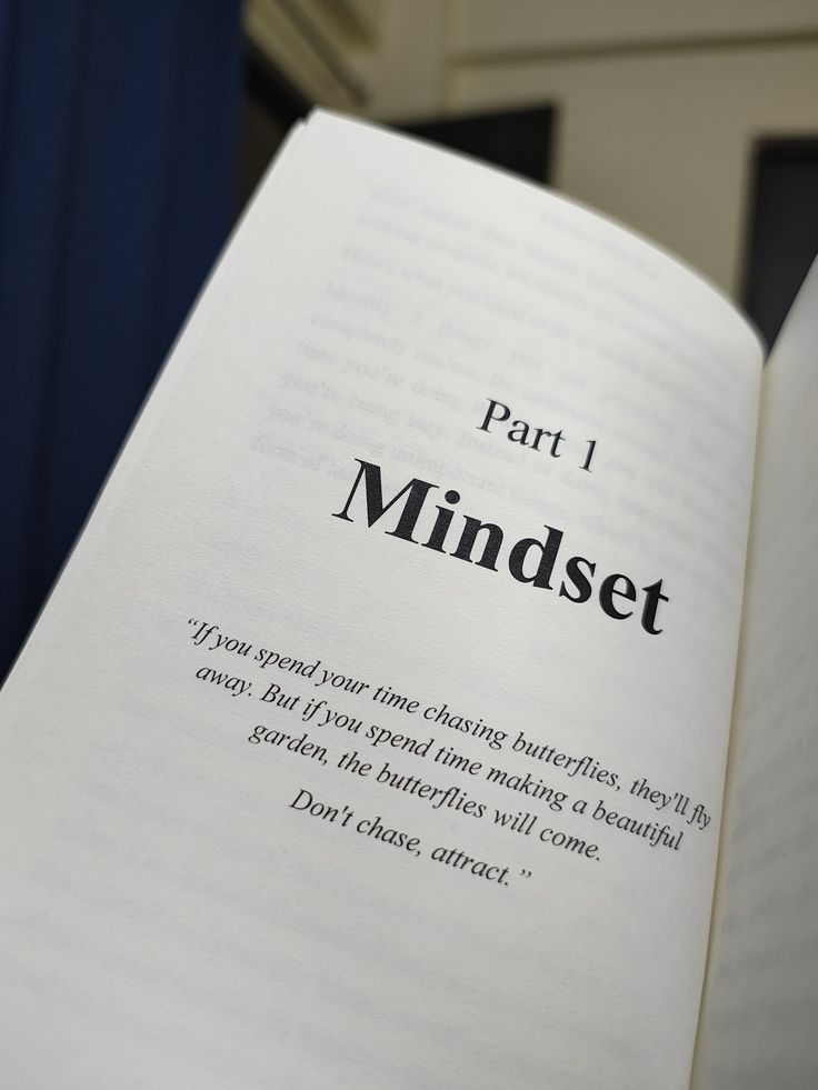 Archita_shri08's tweet image. It's a time to say to you supportive guys a
Belated
🌇शुभ संध्या 🌇 
डूबते सूरज के साथ दिन की थकान को विदा करें,
और सुकून भरी शाम को अपने ख्यालों से रोशन करें 🌙💫
#EveningVibes🌕 #PeacefulMoments🌛 #PositiveThoughts 🎑