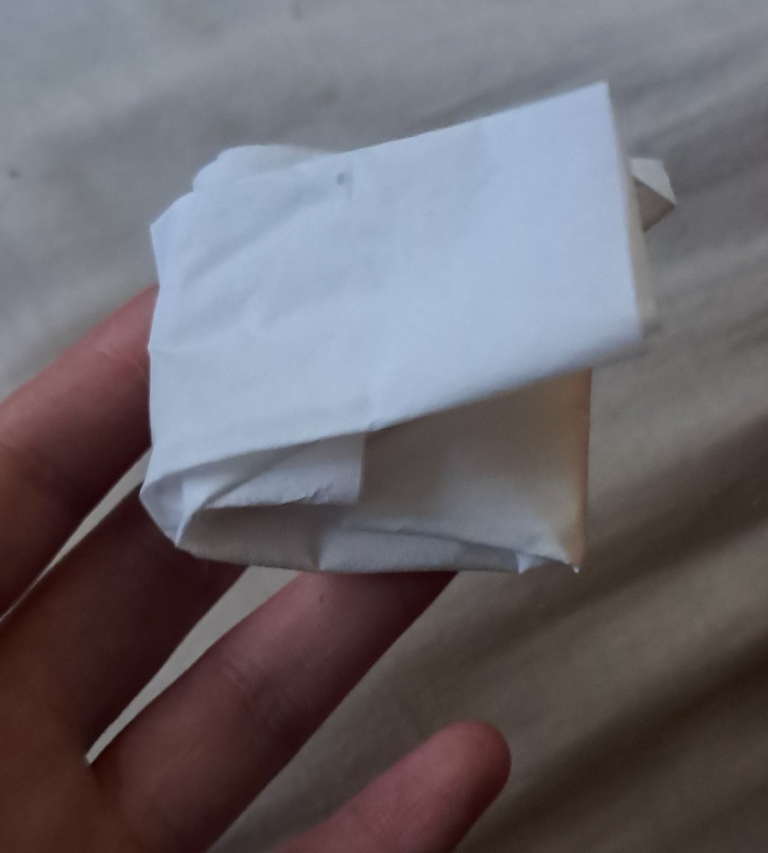 Zixi15912's tweet image. Mi madre me pidió mis navajas para que se las diera, pero me da igual porque voy a comprar en algún momento una Gillette
#sh #shtwt