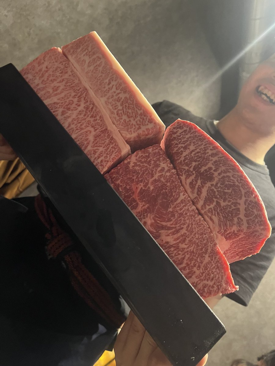 まるめろ tweet media