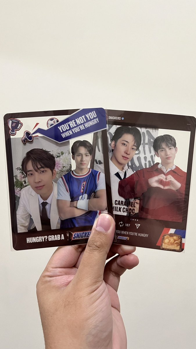 popularCeleb's tweet photo. Pumila and bought chocolates sa Snickers booth for these Mingyu transparent photocards, who else would I pair him with? I say #MinwonKasal 🤭🤭🤭 https://t.co/E1E0aco6nL