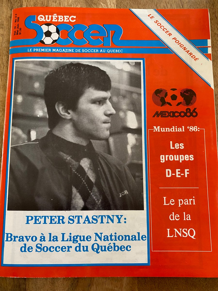 QParisis's tweet photo. Il y a 40 ans, à l'aube du Mondial 86, le joueur des Nordiques Peter Stastny faisait attendre le bus de l'équipe pour donner une entrevue à Québec Soccer

Et parler ligue provinciale, Slovan Bratislava, et pratique du soccer dans sa jeunesse

⚽️X🏒 https://t.co/BxAnyCnrKv