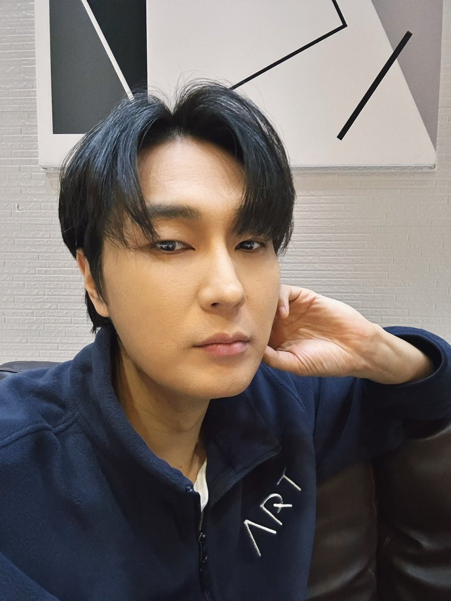 ์กฐ์ฑ์ค tweet media