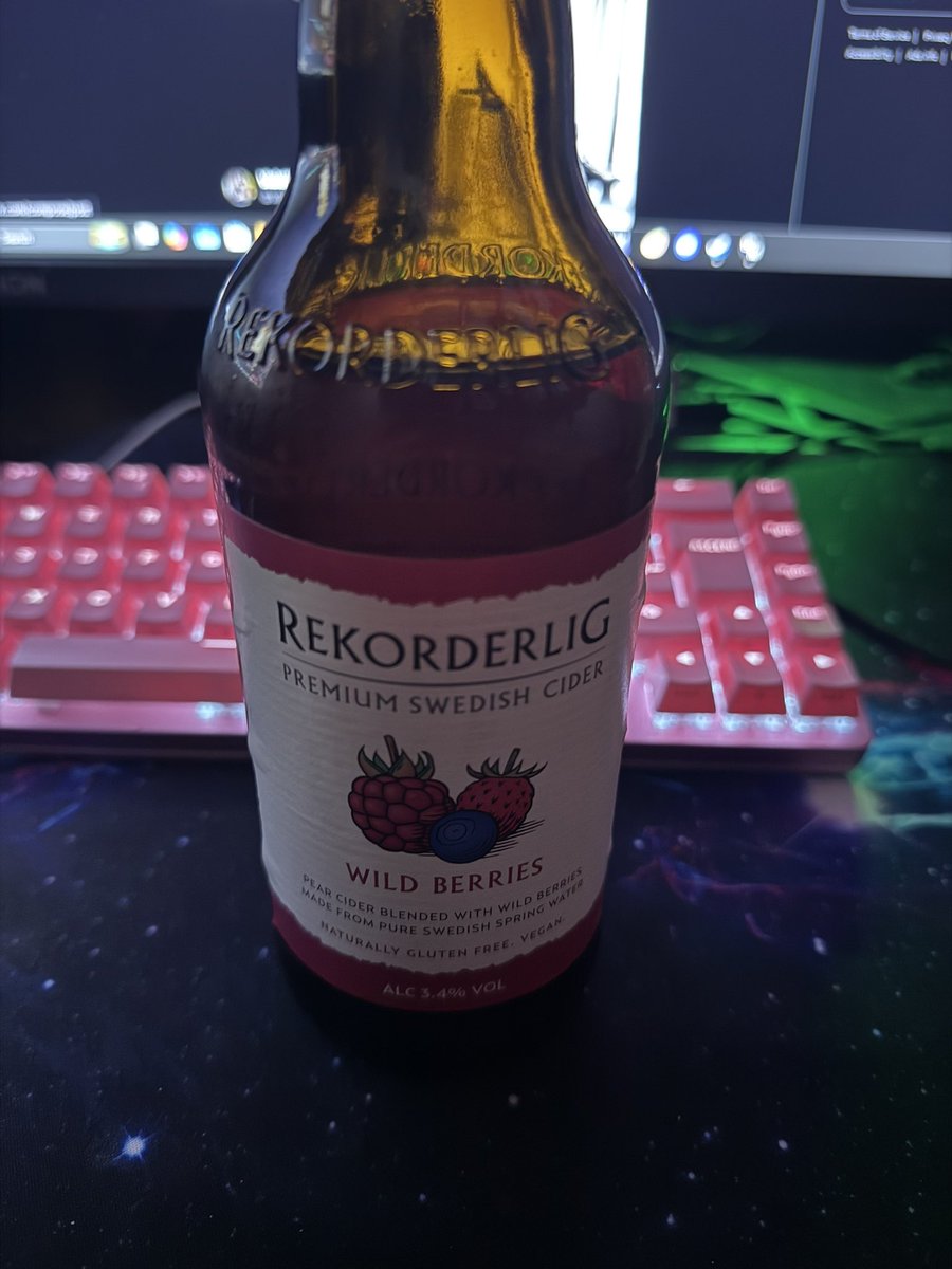 Violet! 🏳️‍⚧️ tweet media