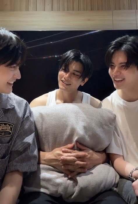 hanna •ᴗ• tweet media