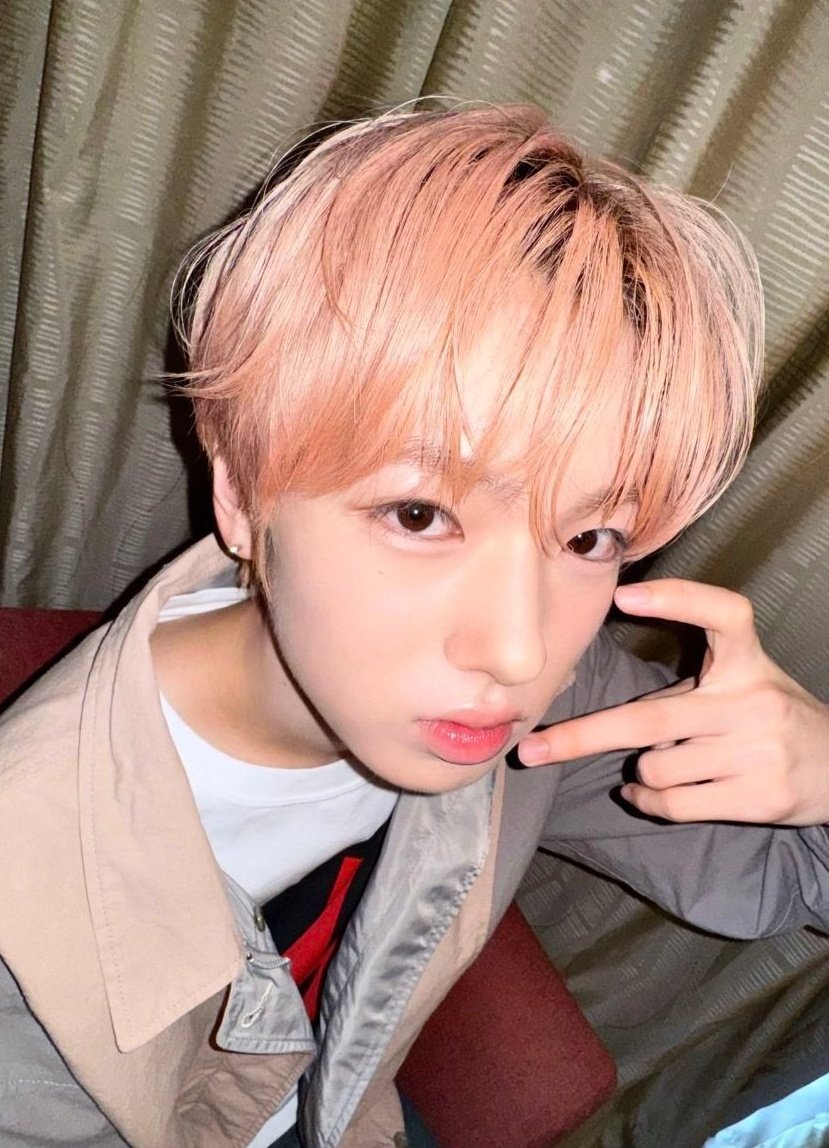 saa𓍢ִ໋🌸͙֒ ୨୧𝒪𝒹𝑒 𝓉𝑜 𝐿𝑜𝓋𝑒 🩵໒꒱ tweet media