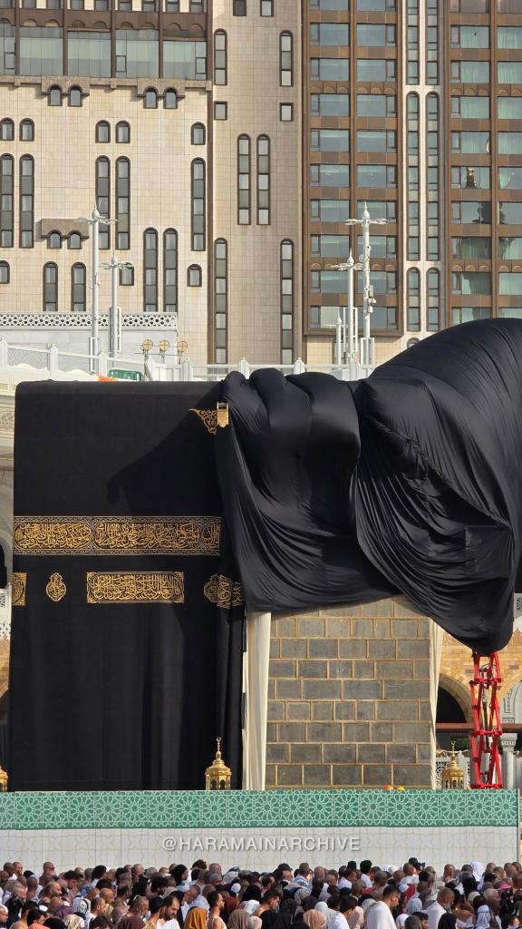 الأحداث الإيرانية tweet media