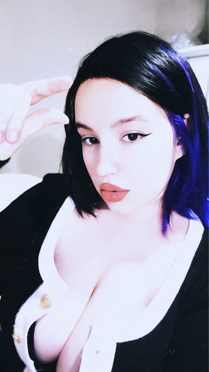 LANA DRAIN 🖤 MOMMY DOMME🖤 tweet media