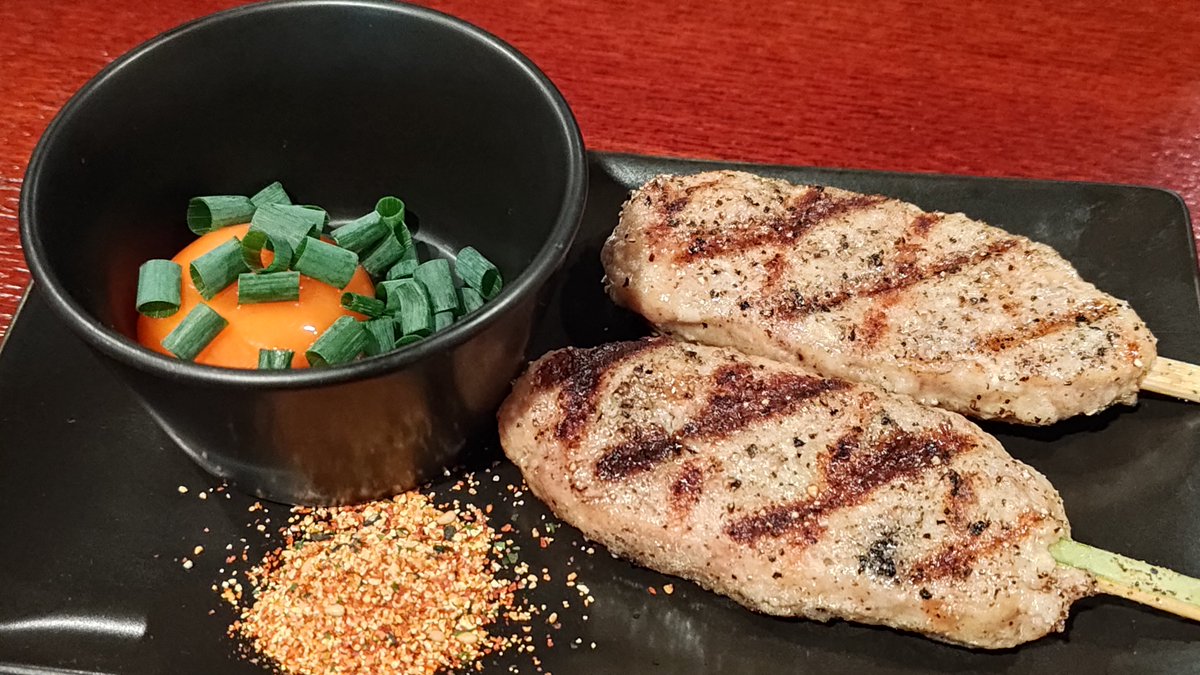 とらば tweet media