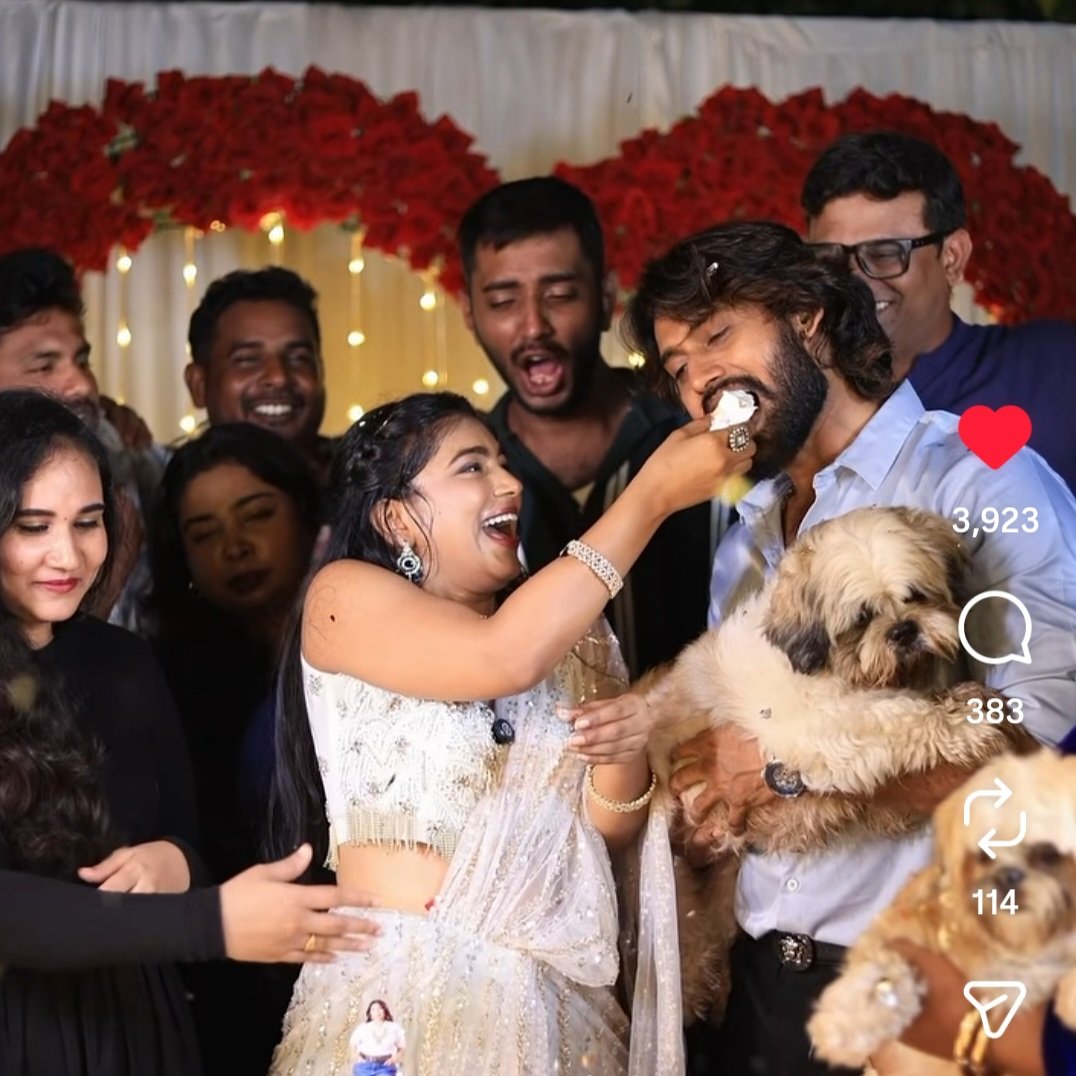 BSu1412934's tweet photo. Advance Birthday Wishes Paaru @PaaruOfficial dear 🥰. Dear Kamruddin @kamurudin1493, you're showing Gen Z kids how to take care of their girl. 🥰. Best wishes to Trippy and Happy. https://t.co/4yqxV0VIrh