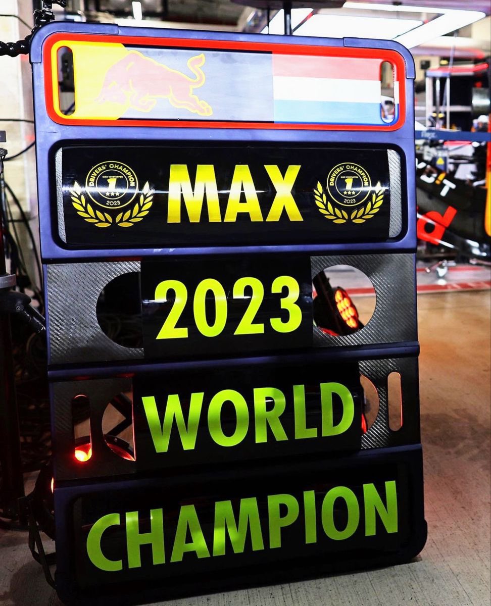 verstappennt's tweet photo. NADIE me toque que yo sigo aquí https://t.co/ve3PDH1NqF
