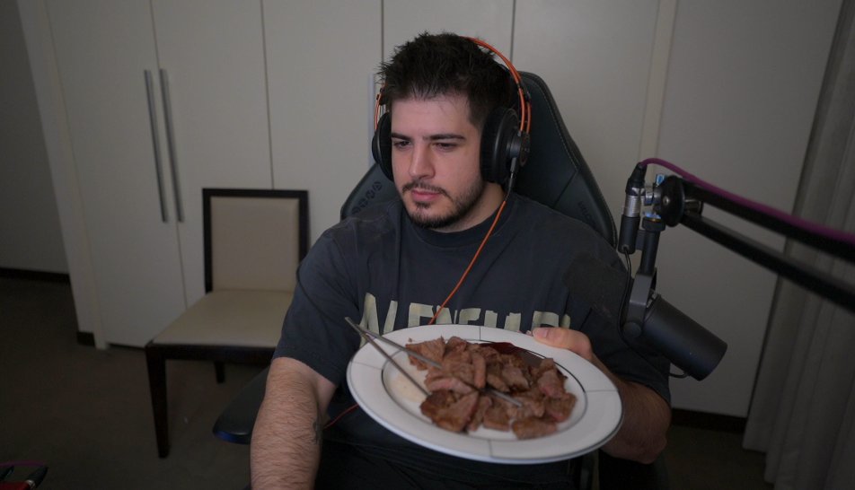 Spooky ElmilloR 🎃 tweet media