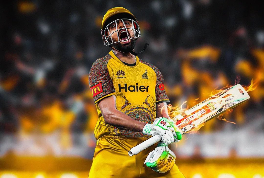 FASTEST TO COMPLETE 12,000 RUNS IN T20 CRICKET :

BABAR AZAM - 338 innings.
Chris Gayle - 345. 
Virat Kohli - 360.
David Warner - 368.
#HBLPSL11