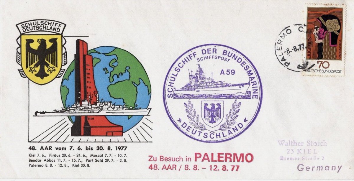 Grnfink2's tweet image. im Rahmen der 48. Auslandsausbildungsreise (AAR) lief 1977 das Schulschiff Deutschland Palermo auf Sizilien an.

Laut eines Offiziers wurde eine Delegation von der kommunistischen Bürgermeisterin im Rathaus empfangen: Es gab „sauren Wein und trockenes Weißbrot.“
#Marine