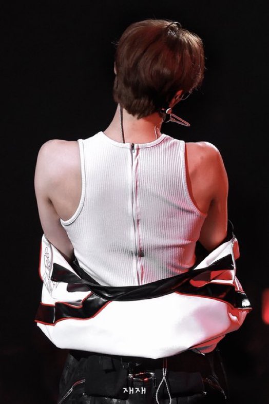 laLa ˚໒꒱🍓 tweet media