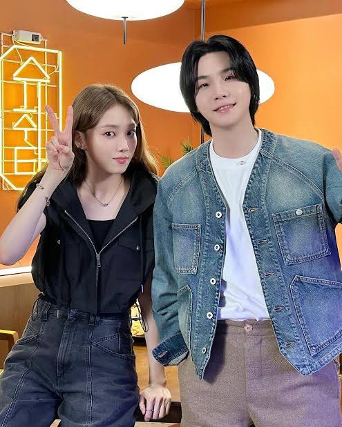 •💜ʀᴏsᴇ⁷🥃🥢ᓚᕠᗢ• tweet media