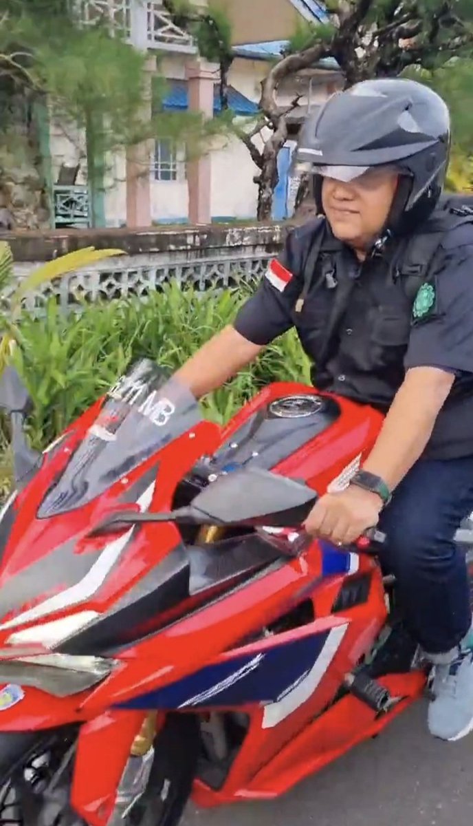 Kiki Manti tweet media