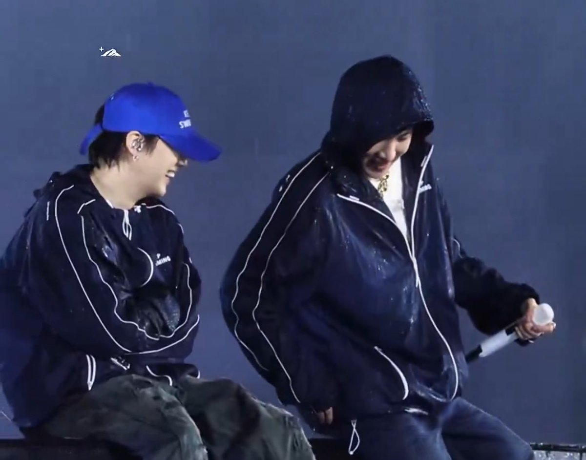 dile⁷ 🪭 new fic 📌 seeing bts vip x3 tweet media