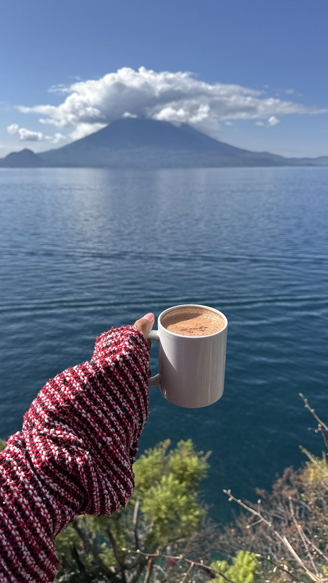 ugcbree's tweet image. Back from 12 days off the grid with my family ☁️🌊

Other than editing 2 big campaigns, I tried to really unplug from everything this trip and am SO glad I did! Feeling refreshed, energized and ready for Q2 🚀

#ugccreator #ugccreators #ugc #ugccommunity