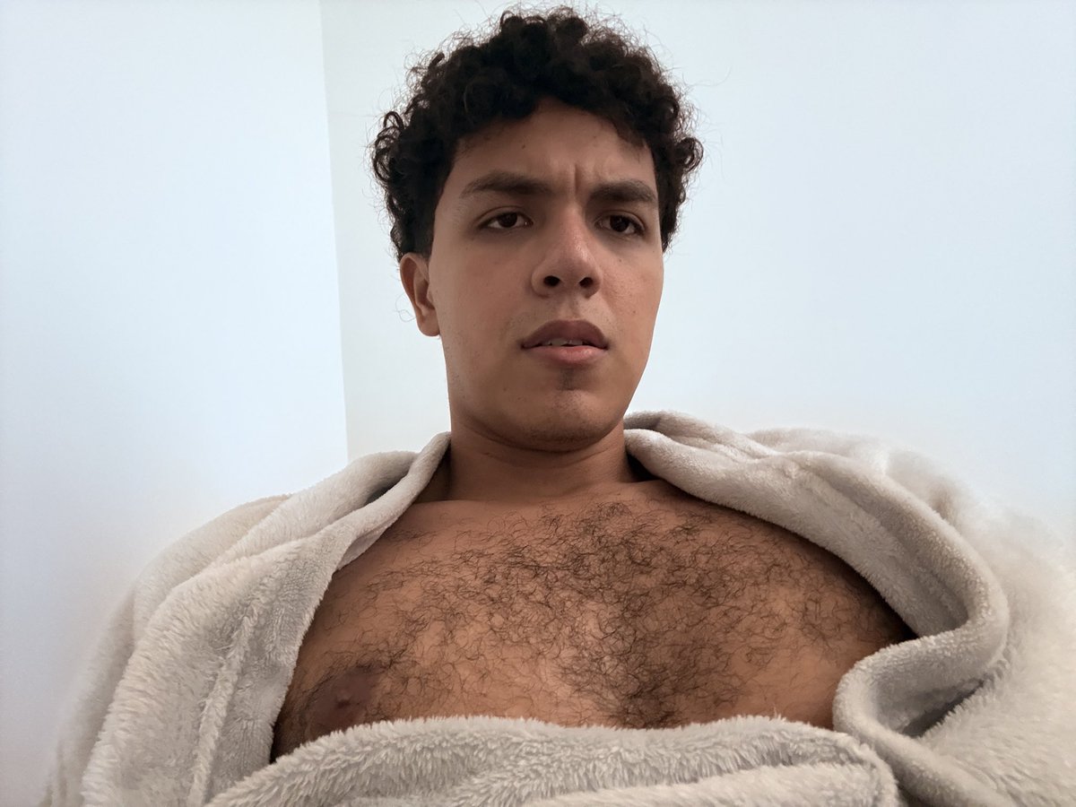 esteban tweet media
