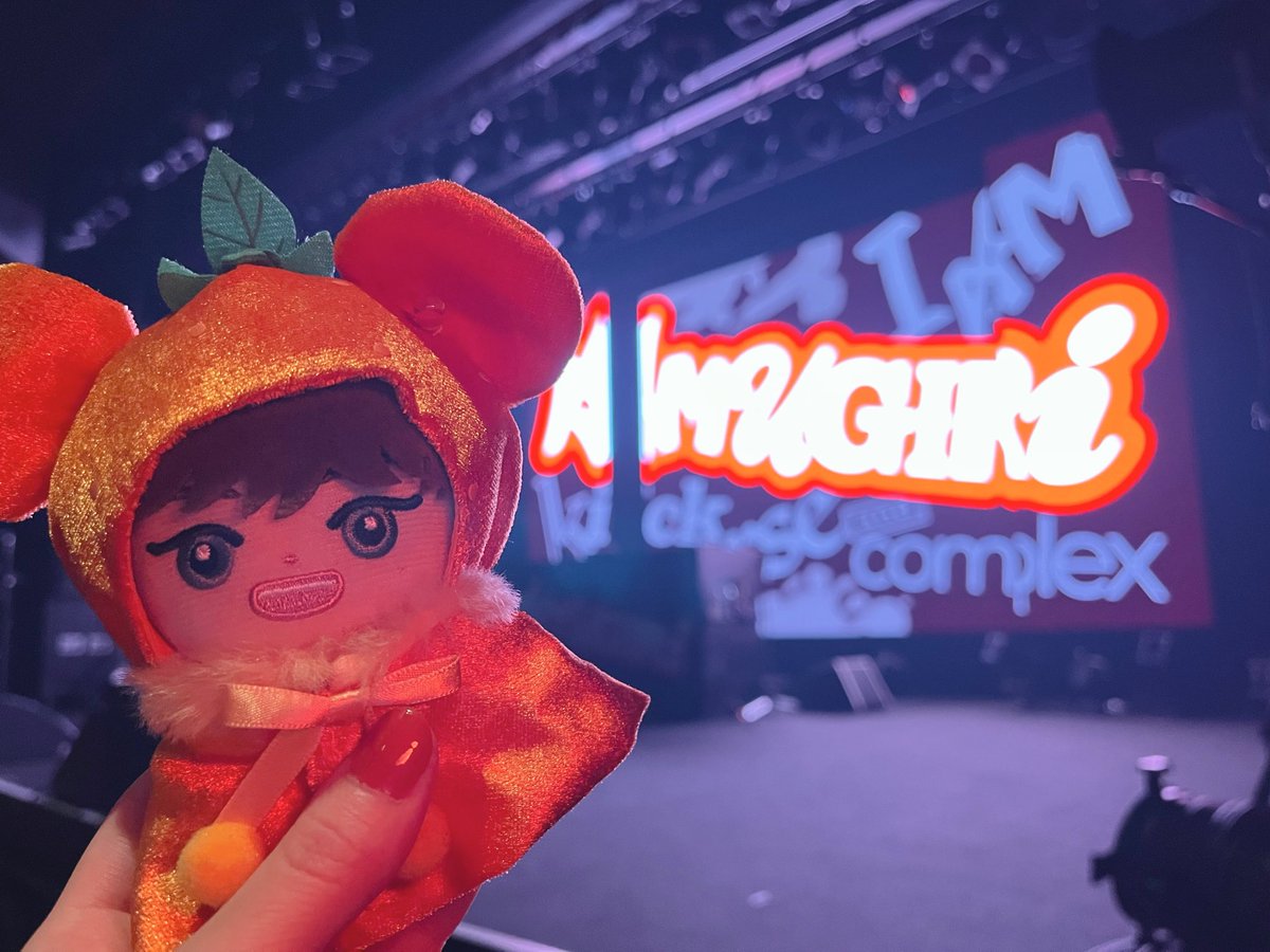 mi_amgr's tweet photo. 2ショでライブでハイタッチな幸せすぎた1日🧡
イケイケなかっこいいあっちゃんもいつもの可愛いあっちゃんも見れて最高でした👍✨
素敵な思い出をありがとう大好き！！🧡🧡
CDF当選の呪いお願いしたら逆張りで落ちる呪いかけられてしんどい😂笑笑

 #AMUGIRI単独ツアー 
 #生AMUGIRI

@comamugiri0123 https://t.co/CRVPI1tscj