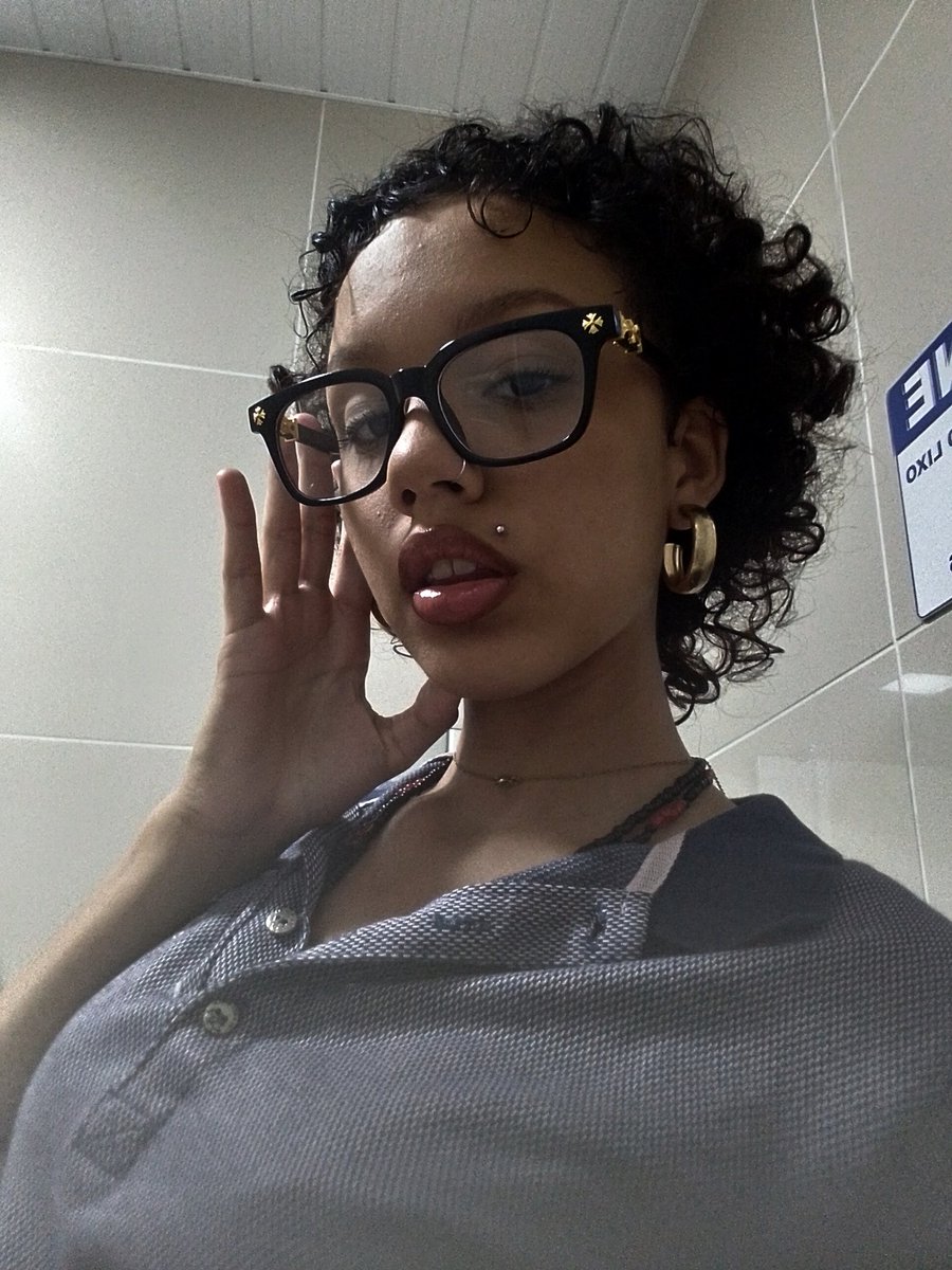 bundoodis tweet media