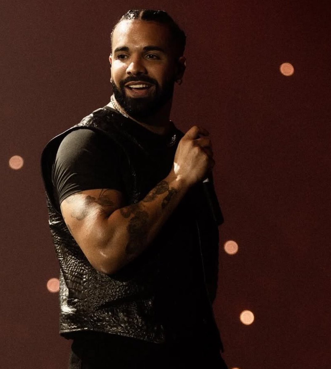 Buzzing Pop tweet media