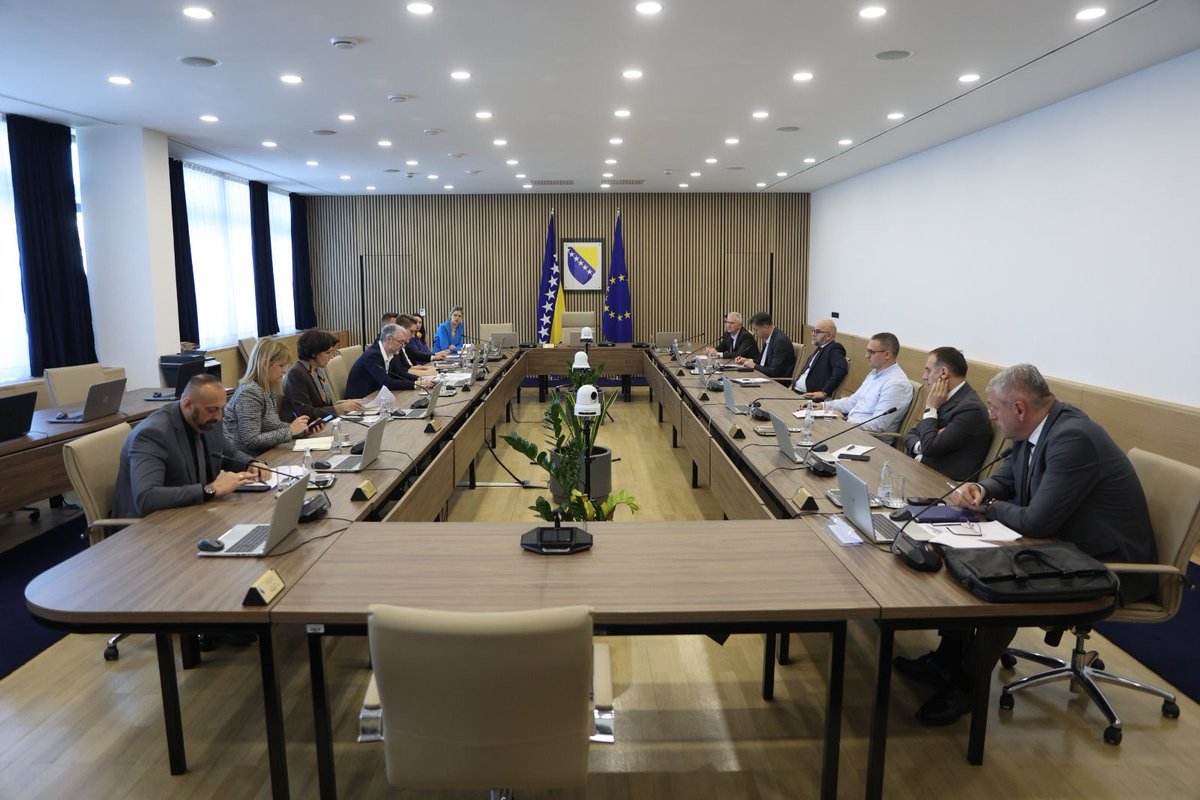Ministarstvo komunikacija i prometa BiH tweet media