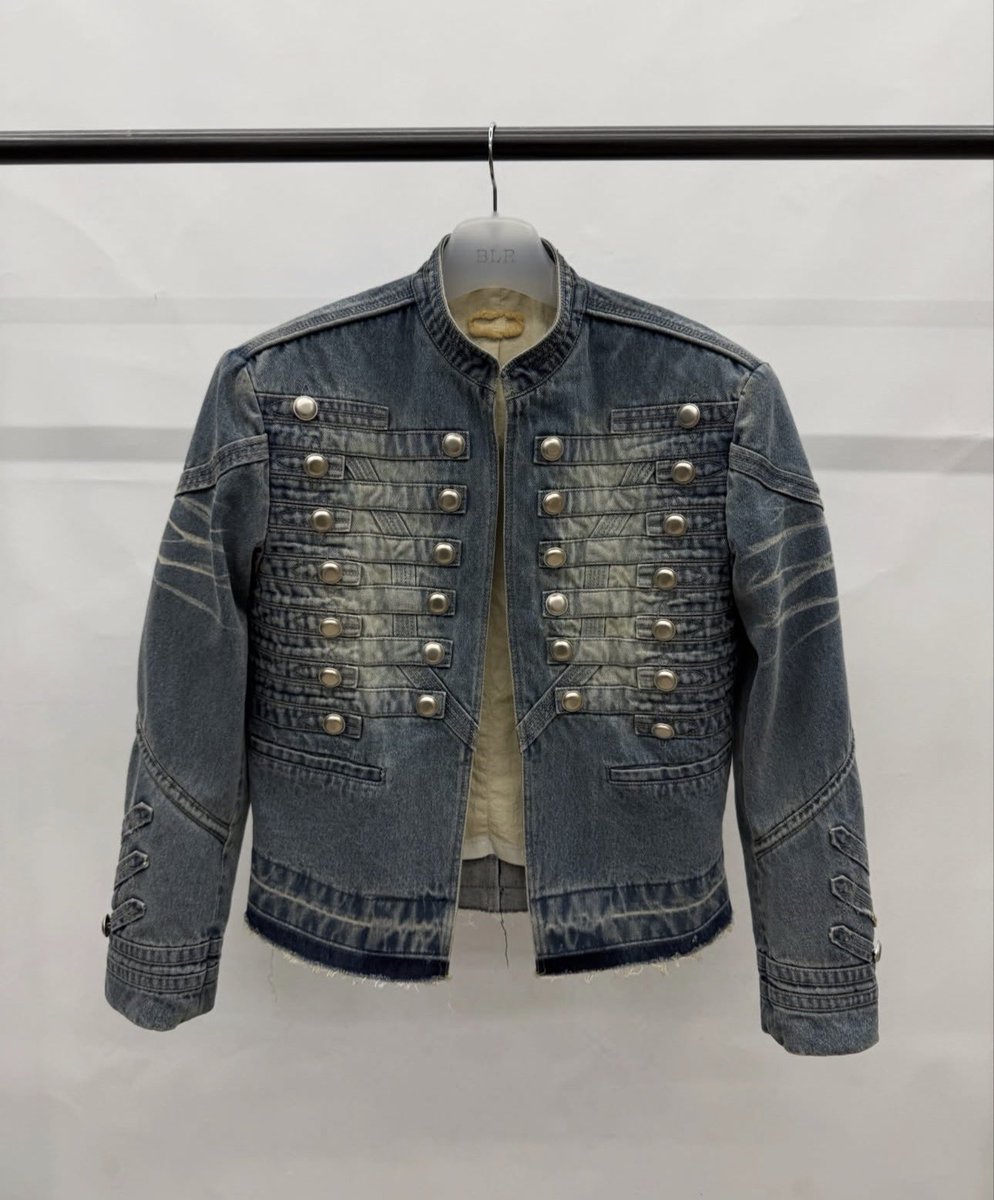 min9_yu_k's tweet photo. バニアにもDenim衣装を着せたくて作りました🩵
いつか13体作ろうかな
#今のところもう二度と作りたくないけど
#バニアの方がキムジャの100倍大変
#マヂで何やってんの?
#あの人の🐰
#Denimもお似合い
#seventeen
#miniteen
#CHOITCHERRY
#SCOUPS
#SEVENTEEN_New_Encore
#handmade https://t.co/Z9iijsPPYf