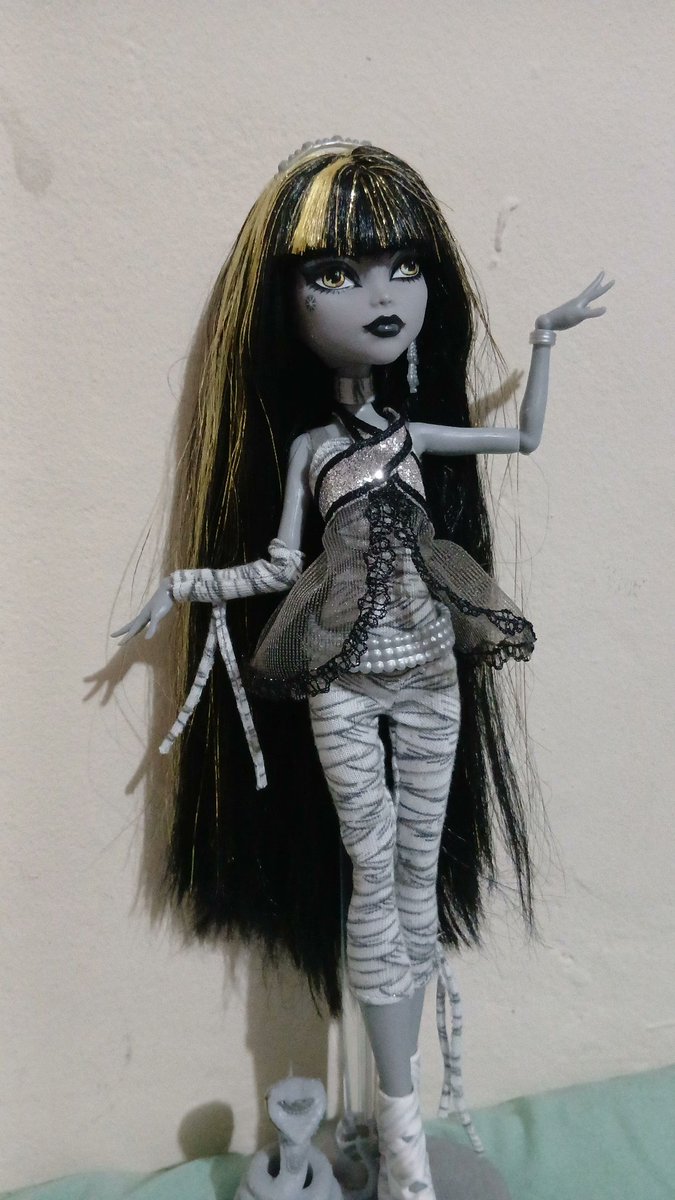 spidermari VIU O KATSEYE tweet media