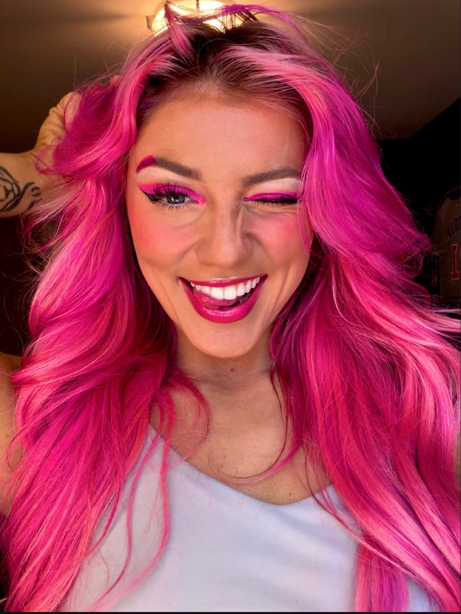 Pink Essence (NOT @_Pinky_Montoya) tweet media