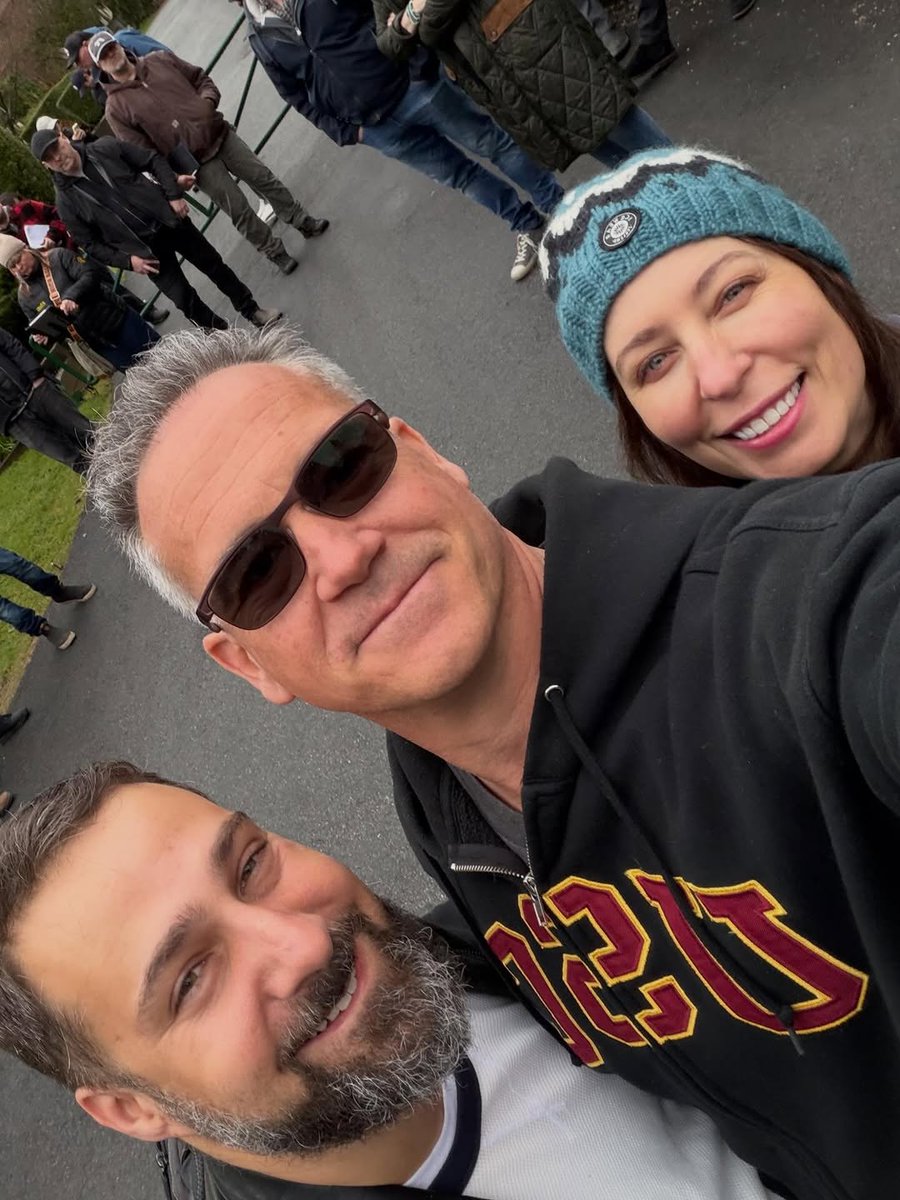 YELLOWJACKETS UPDATES tweet media