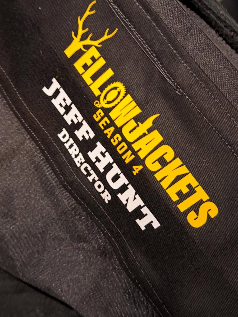 YELLOWJACKETS UPDATES tweet media