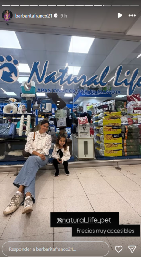 CS_Millennials's tweet photo. 👉 Barby Franco respondió a una seguidora que la llamó “mugrosa” por sus zapatillas: aclaró que no están sucias sino que tienen efecto gastado de fábrica. El modelo cuesta cerca de 800 dólares. https://t.co/TPjk1hMKVV