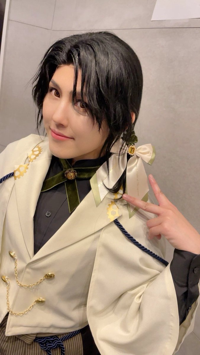 凛子📕 tweet media