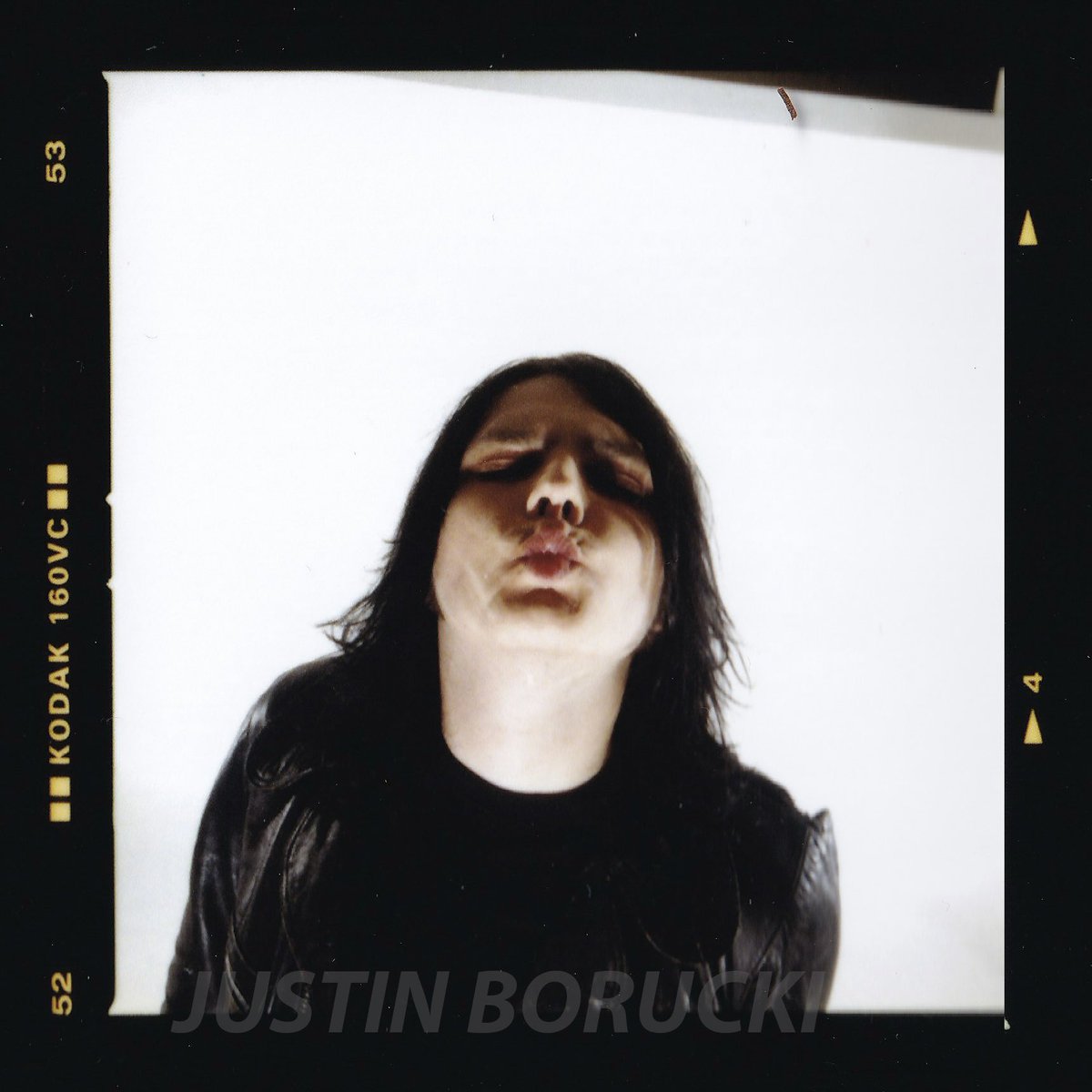 hel 击̸ tweet media