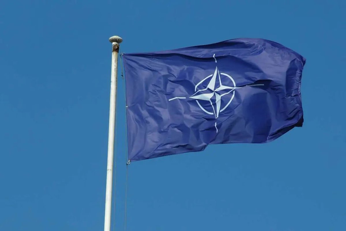 🔴 Trump, İran'daki saldırılara destek vermeyen NATO ülkelerine yönelik cezai adımları değerlendiriyor.

- WSJ