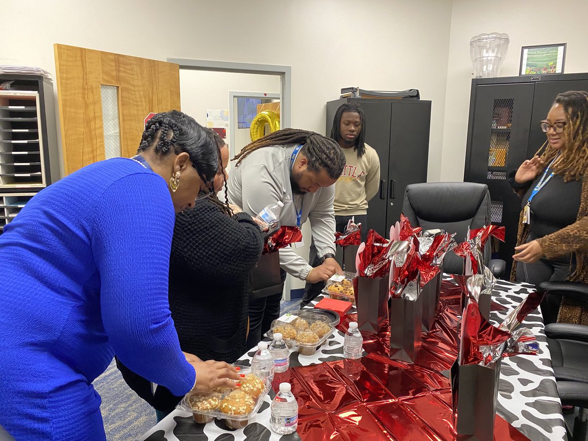 Dr. Anthony K. Johnson tweet media