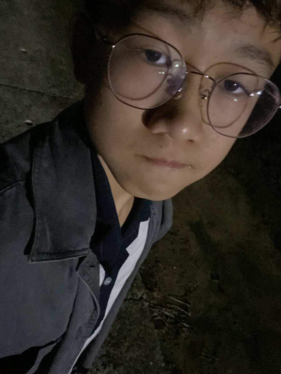 取月 tweet media