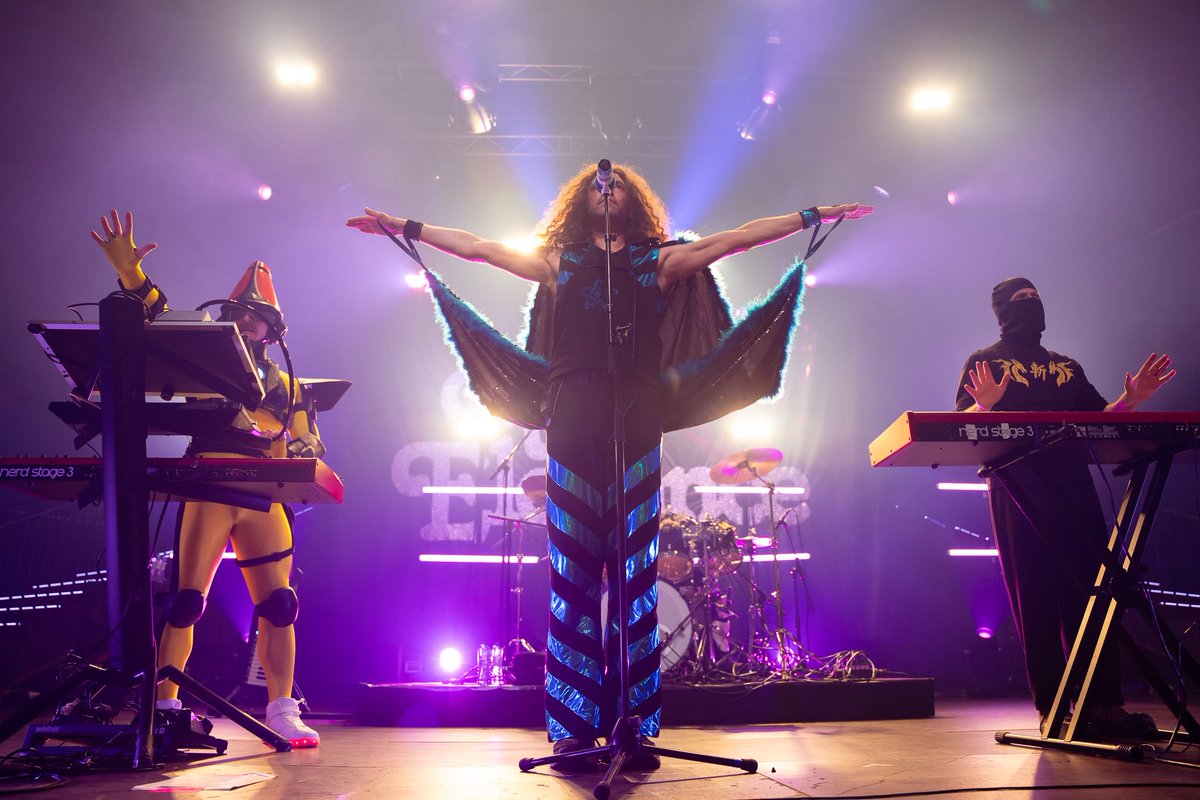 ninjasexparty's tweet photo. OH WOW does Brussels LIKE TO PARTY!!!! 🎉🪩 https://t.co/z9xBBChX67