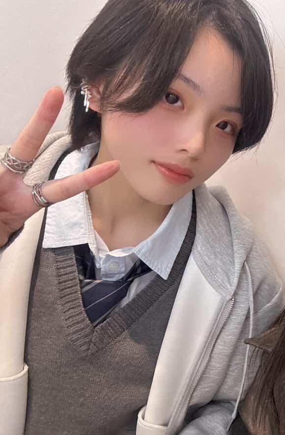 ホワまる ｺｽ垢 tweet media