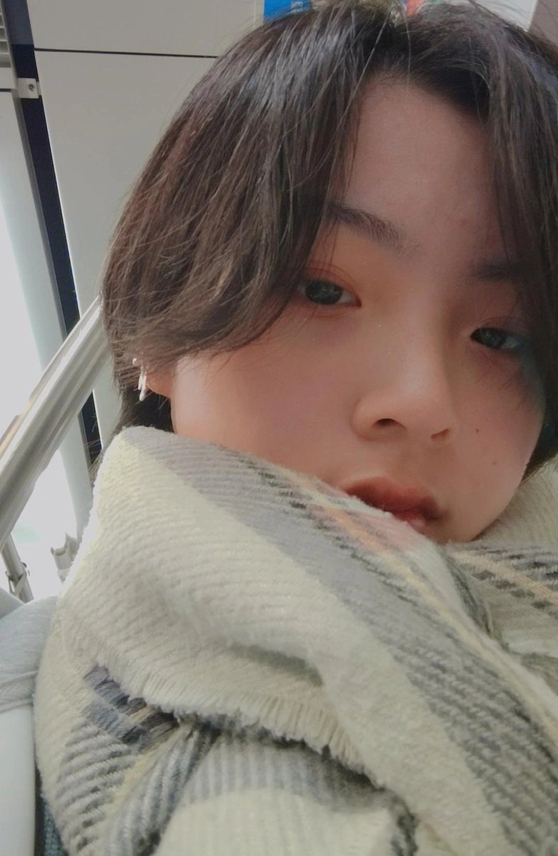 ホワまる ｺｽ垢 tweet media