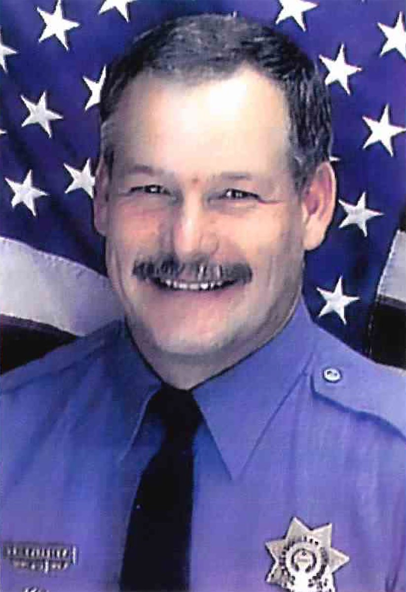Kurt Ford's End of Watch was 21 years ago today. Many in the community and here in the sheriff's office can still recall Kurt's sincerity, leadership and contagious smile. His kindness and passion for helping others are emblematic of what we strive to instill in our deputies.